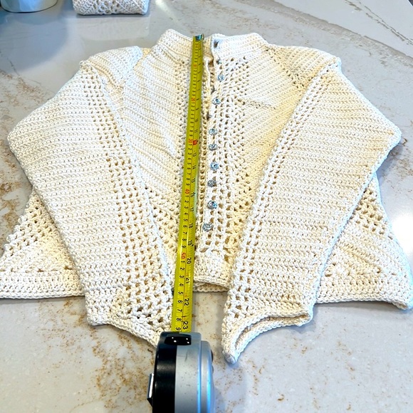 Hand crocheted tank and sweater !🤩🤩🤩 One of a kind from Newport Beach, Ca 💖 - Picture 6 of 8